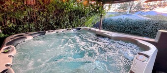 The Keelendi House | Hunter Valley Spa Retreat