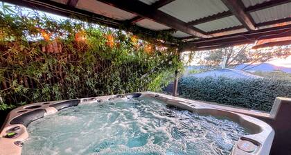 The Keelendi House | Hunter Valley Spa Retreat