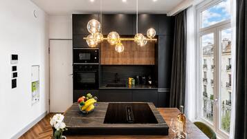 Fridge, microwave, oven, dishwasher