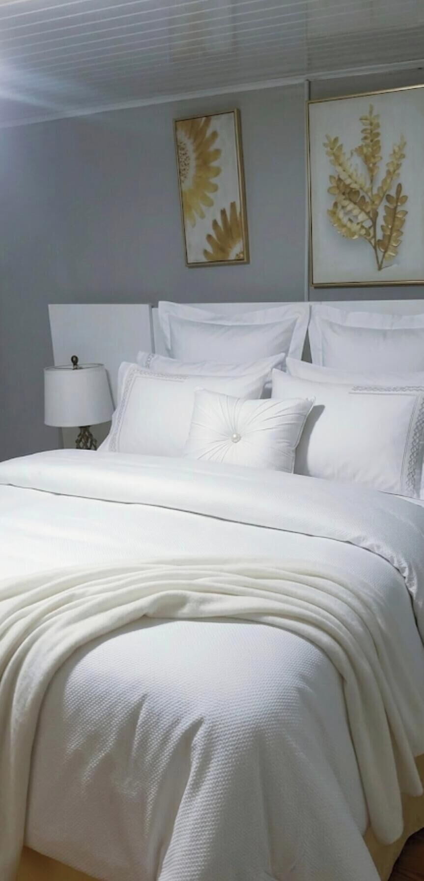 Standard-Apartment | Essbereich im Zimmer