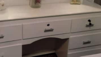Standard Apartment | Iron/ironing board, free WiFi