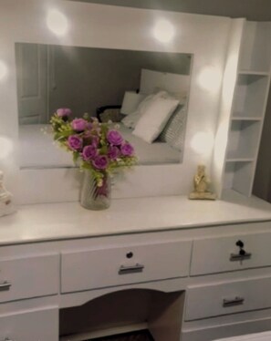 Standard Apartment | Iron/ironing board, free WiFi