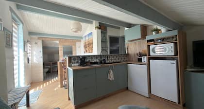 Charming apartment with garden and jacuzzi 3 minutes from the beach