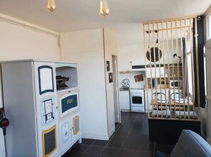 Interior - Vrbo Property (Aurillac)