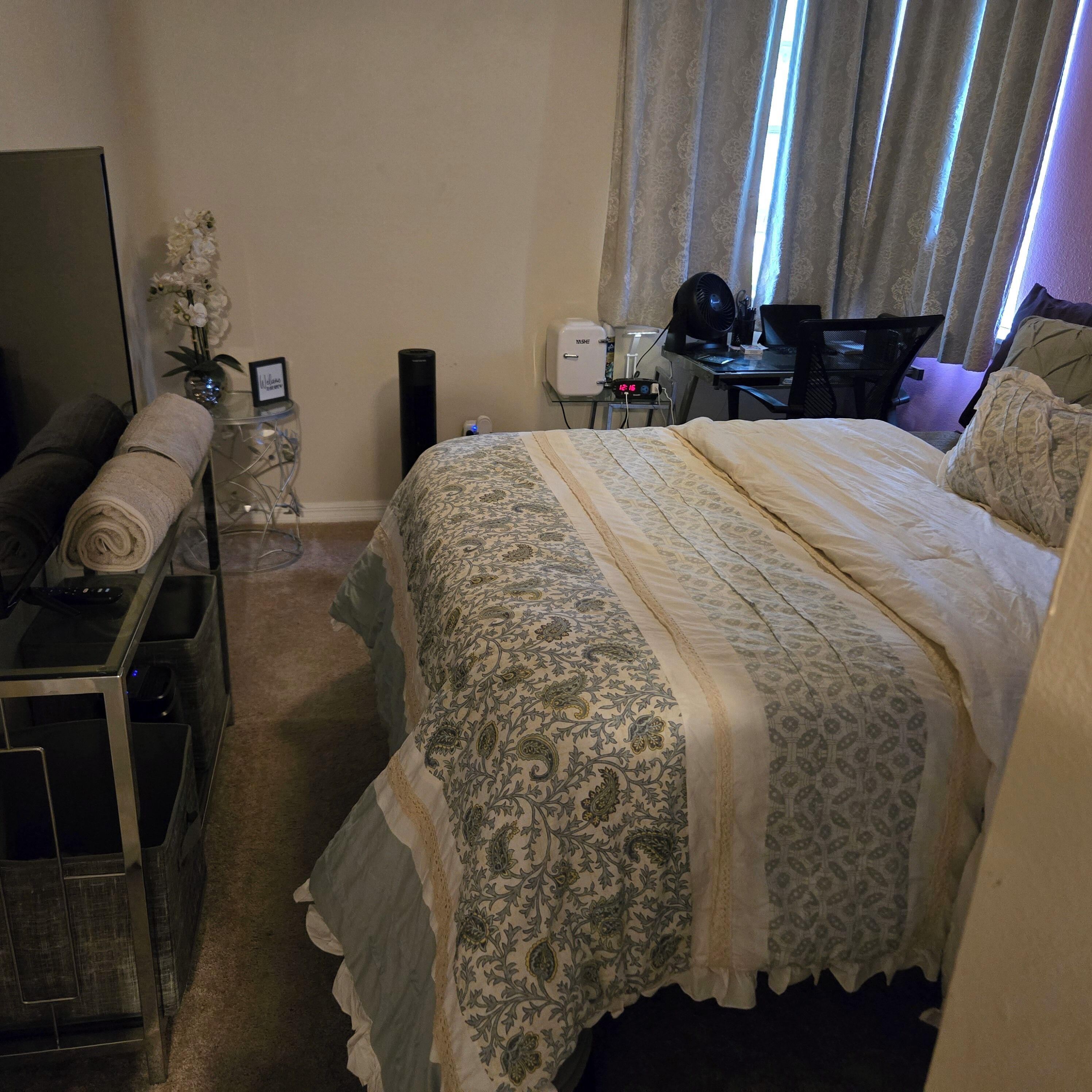 1 bedroom, WiFi, bed sheets
