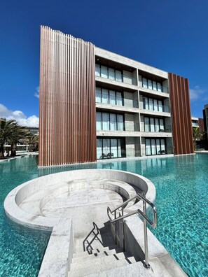 15 outdoor pools - Porto2life resort  (Ipojuca)