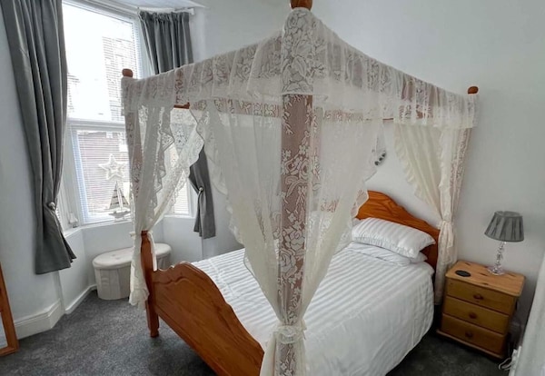 Pet Friendly - Family Friendly - Close To Beach - Bridlington
