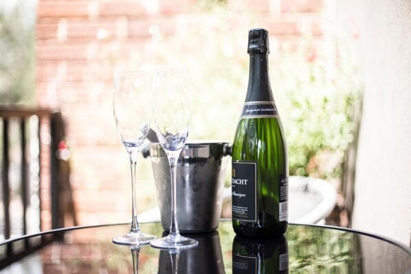 Food and drink - ARISTA GUESTHOUSE  (Bloemfontein)