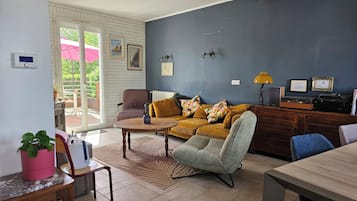 TV connectée, jeux vidéo, lecteur de DVD, vidéothèque