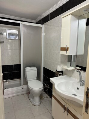 Bathroom - Mineminevi Pansiyon  (Çanakkale)