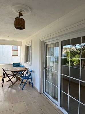 Outdoor dining - Mineminevi Pansiyon  (Çanakkale)