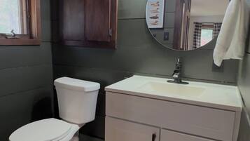 Towels, toilet paper
