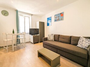 TV - Studio 50m from the sea in Toulon (Toulon)