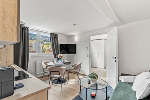 Comfort-Apartment, 1 Queen-Bett und Schlafsofa | Wohnbereich