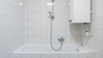 Apartment | Badezimmer
