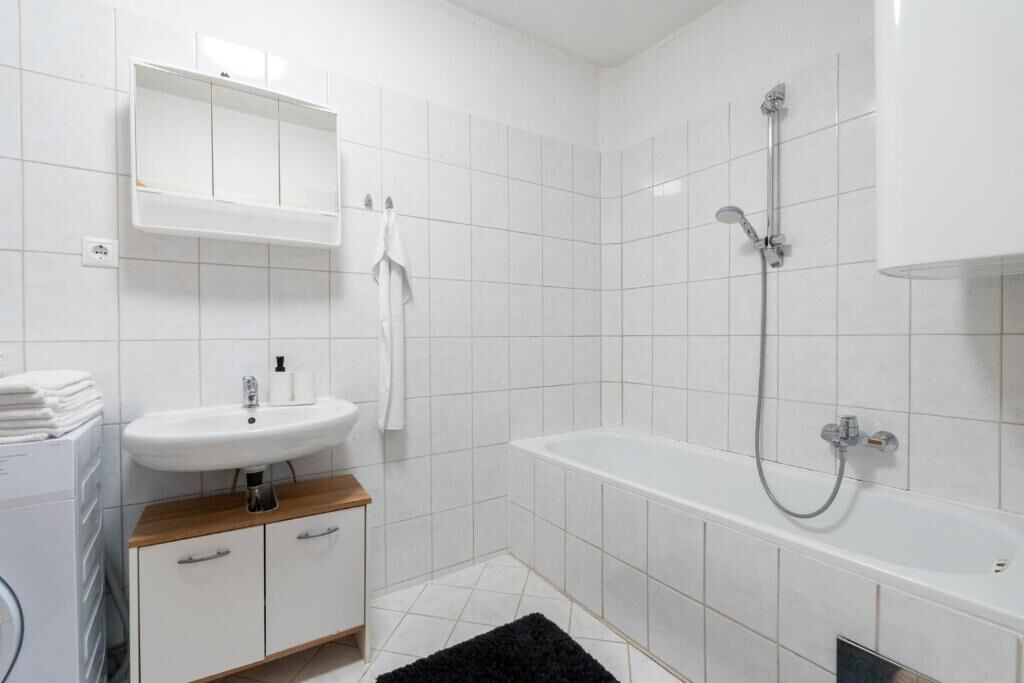 Apartment | Bathroom