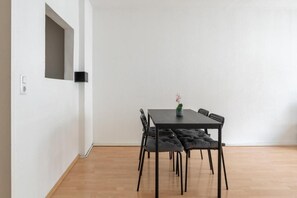 Apartment | Dining - Faraway Homes Apartment Kapfenberg (Kapfenberg)