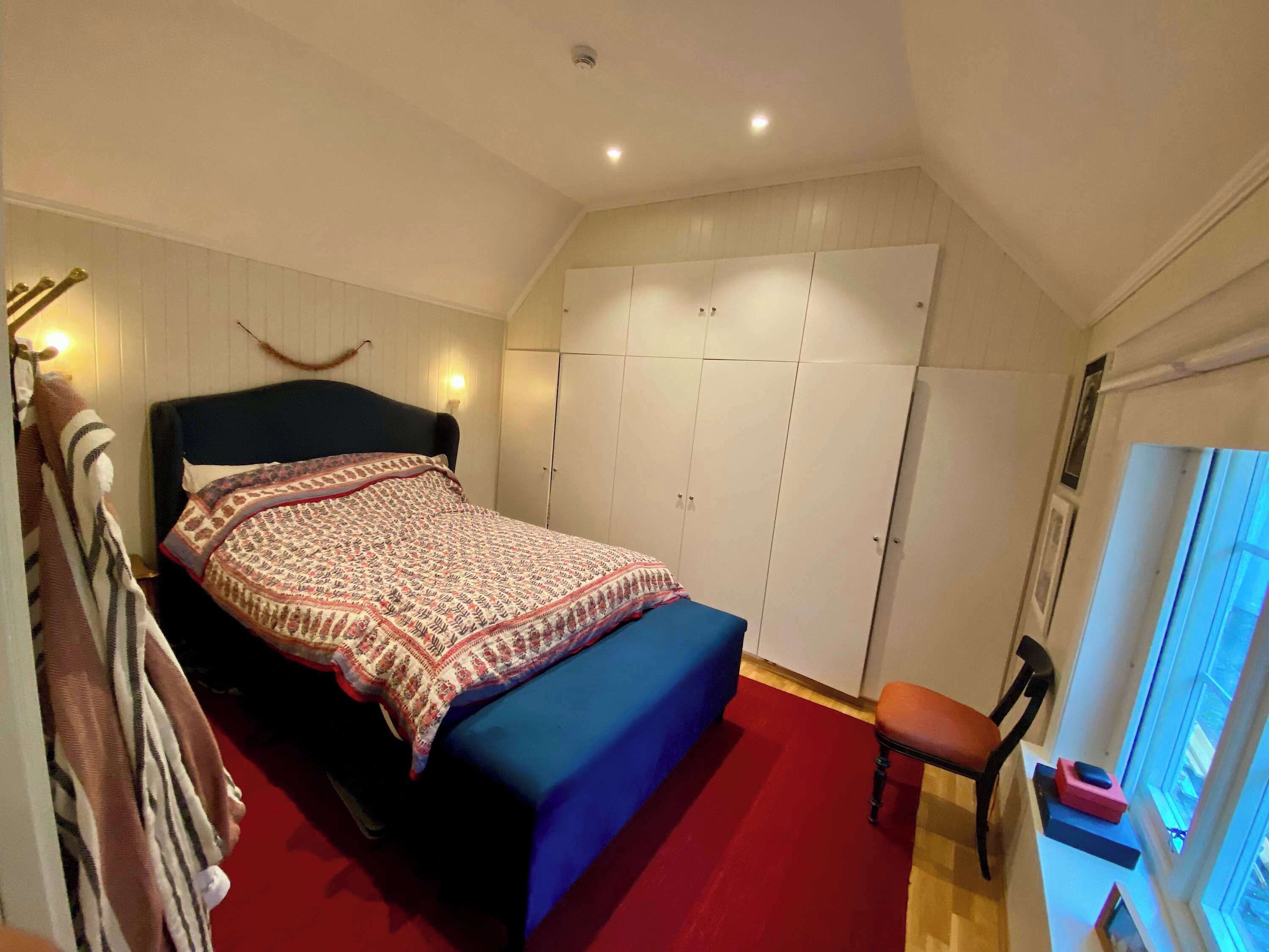 1 bedroom, desk, iron/ironing board, WiFi