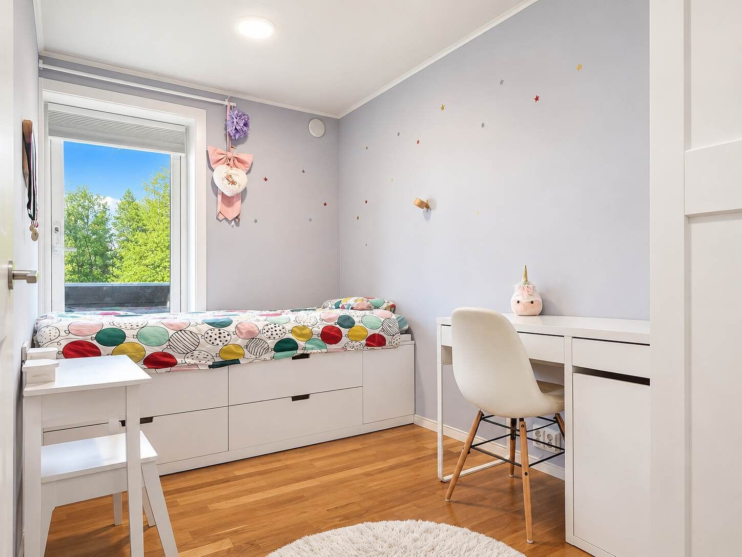 3 soverom, skrivebord, strykejern/-brett og wi-fi