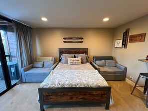 Schreibtisch, WLAN, Bettwäsche