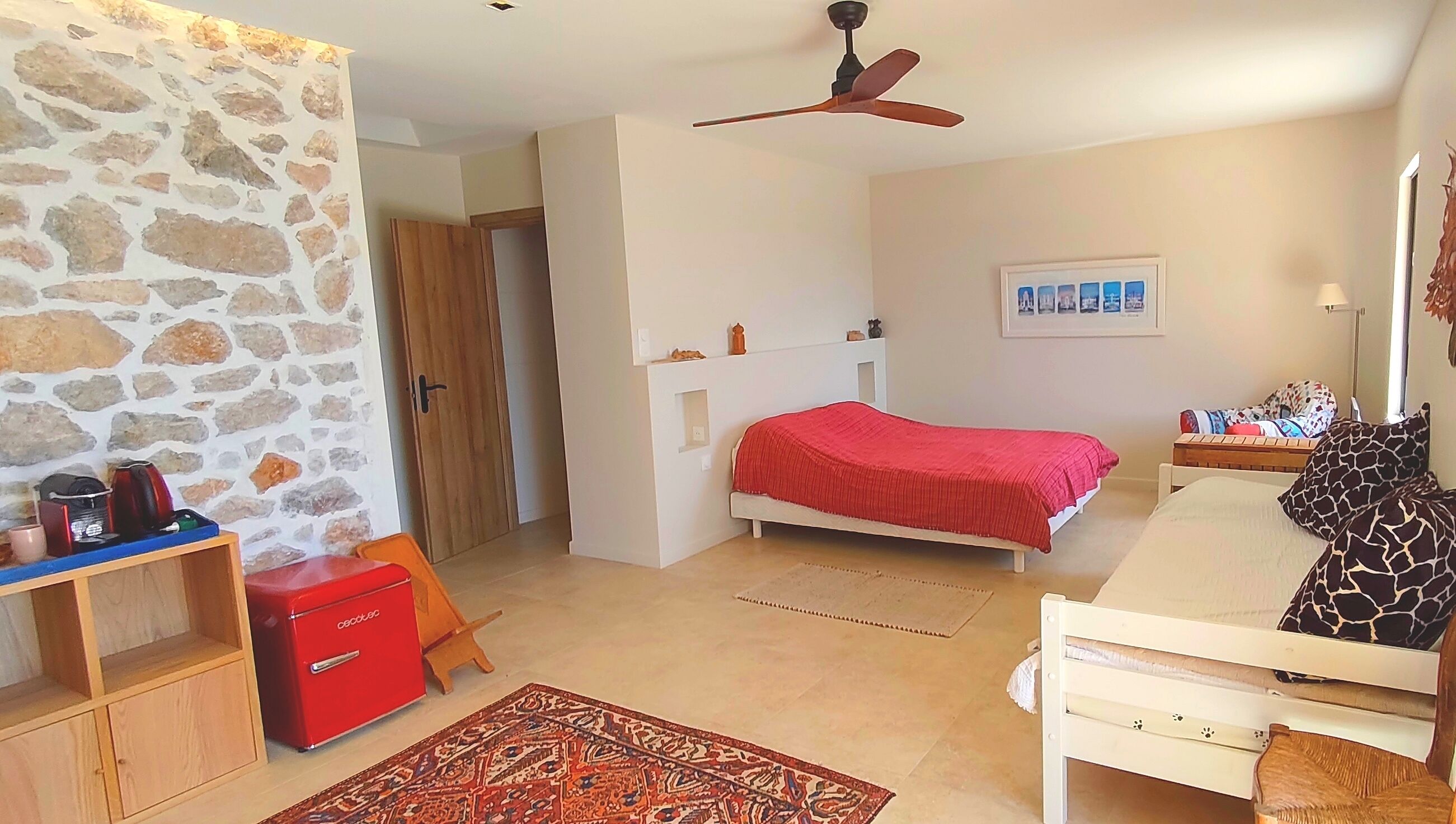 1 habitación, cuna de viaje, wifi gratis y ropa de cama 