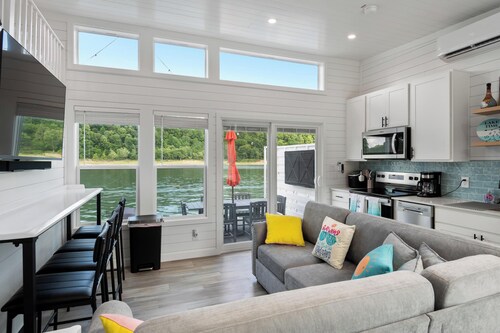 Tequila Sunrise - Relaxing Getaway Lake Cumberland