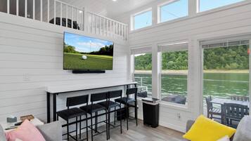 TV, offices