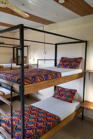 Dormitorio compartido | Wifi gratis 