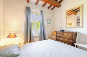 3 bedrooms - Les Issambres -Charming Provencal Apartment with Swimming Pool and Close to the Beach (Roquebrune-sur-Argens)