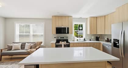 Five75 Lux Prov PC - Suite 1