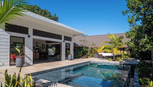 Villa Te Nunoa - Polynesian Villa w/ Salt Water Pool