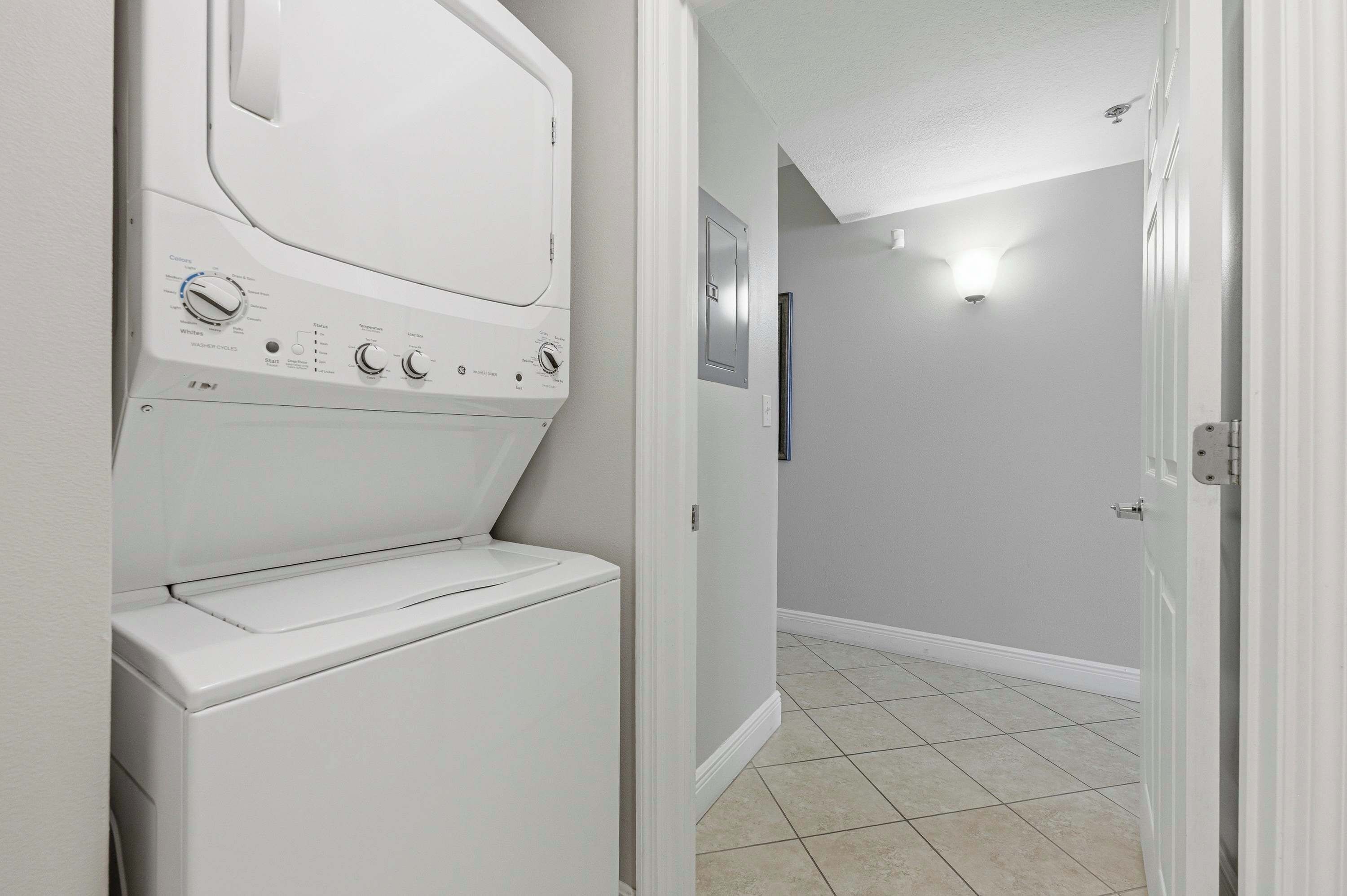 Condo, Multiple Beds (Vantage Vues) | Laundry
