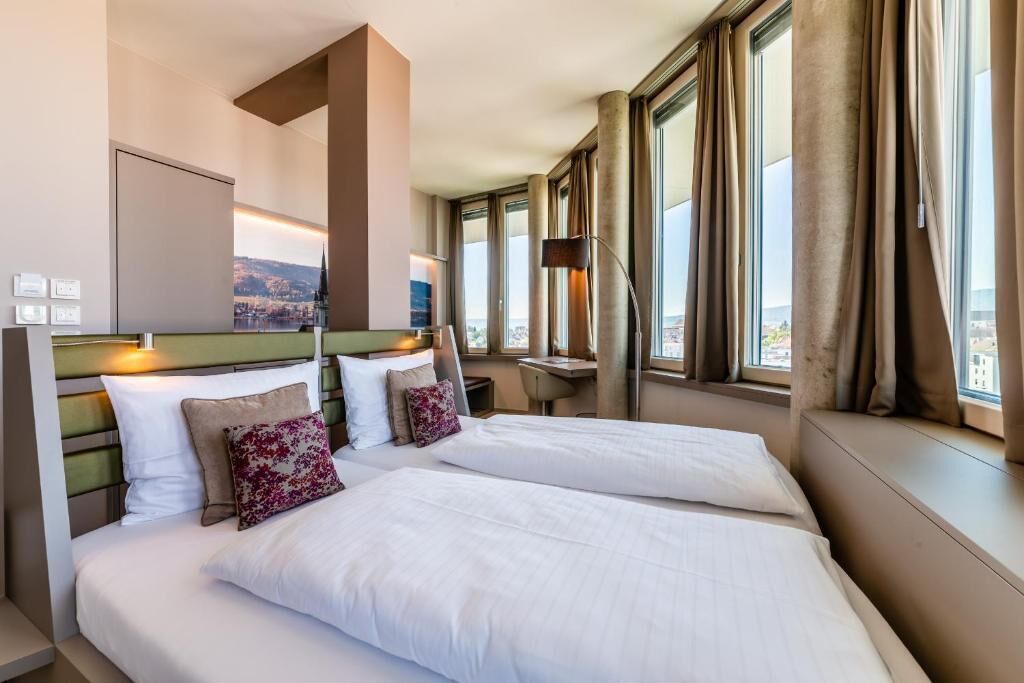 Double Room, Non Smoking, Lake View