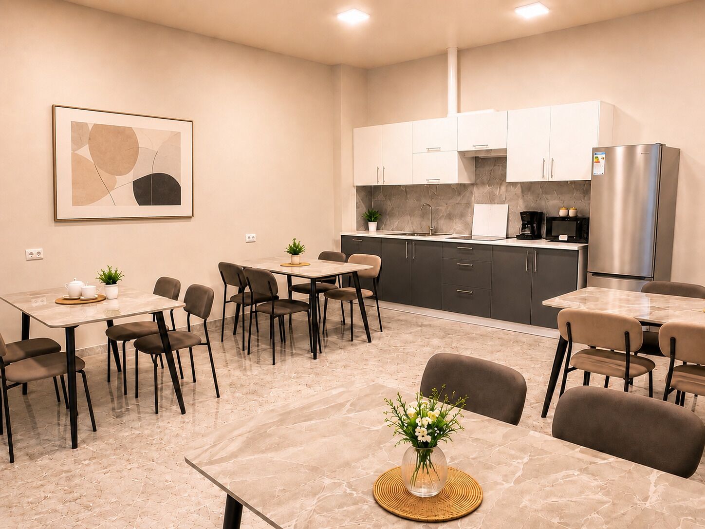 Deluxe Quadruple Room, 1 Queen Bed with Sofa bed, Mountain View | Shared kitchen | Full-size fridge, microwave, oven, stovetop