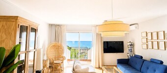 Sunny apartment in the naturist area of Vera Playa with sea view