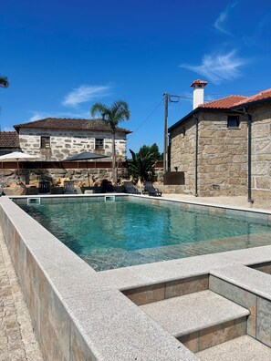 Pool - Vrbo Property (Porto)