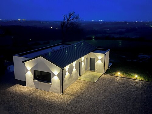 Le 189 - Panoramic view, private SPA - Between town and country.