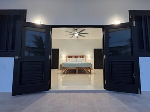 Room - Luxury 5BR Villa with Pool & Rooftop Plunge in Treasure Beach (Treasure Beach)