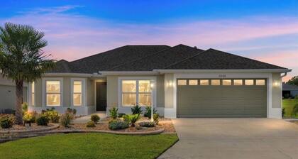 Tranquility Retreat at The Villages, conveniently located near Brownwood Square.