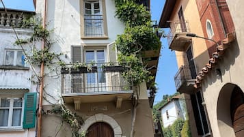 Dettaglio esterni