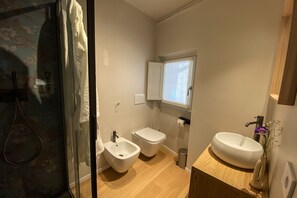 Bathroom - defaultName (Belgirate)