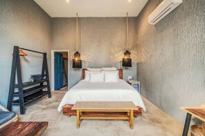 1 chambre, coffres-forts dans les chambres, bureau, Wi-Fi gratuit