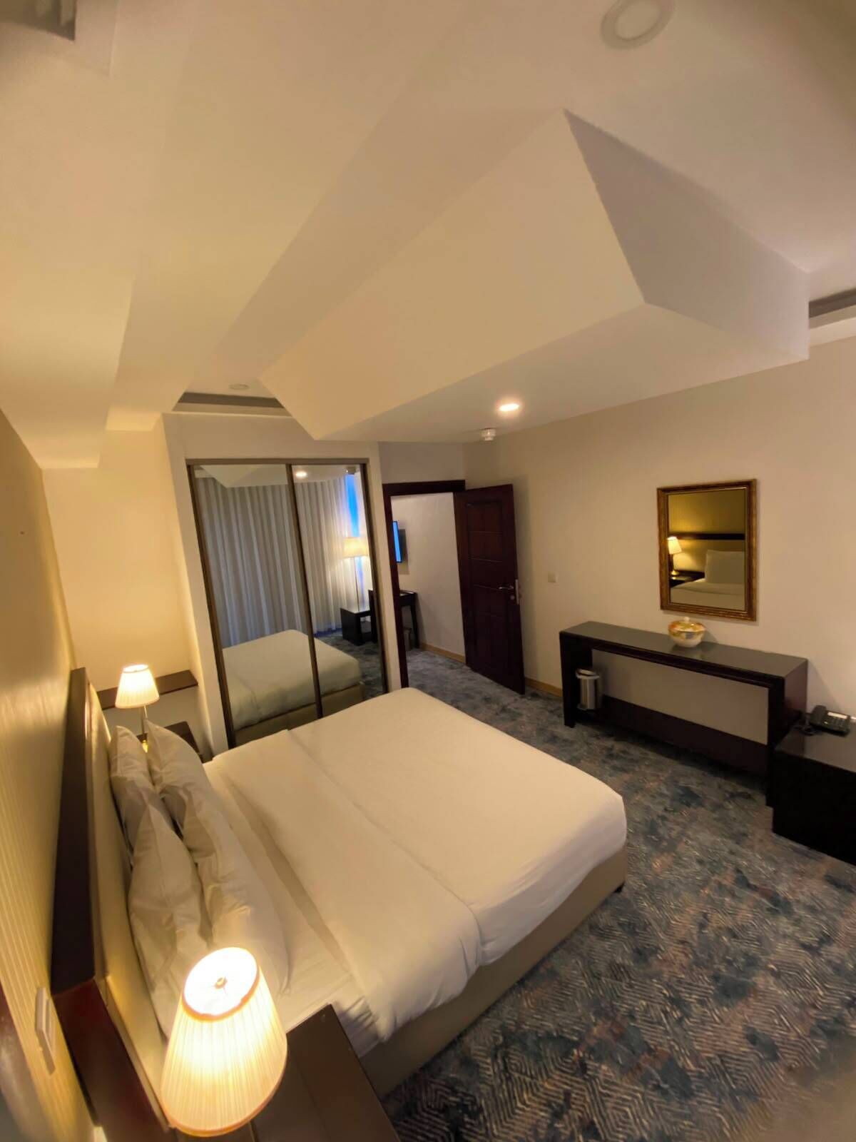 Royal Suite, City View