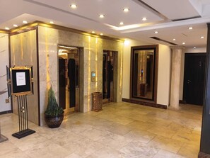 Reception - Strand Hotel (Amman)
