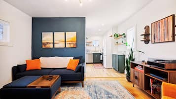 Smart TV, fireplace, video games, books