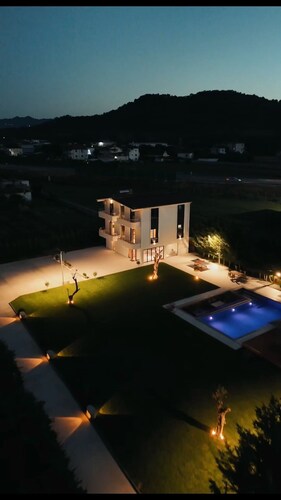 Villa Eralion | Adults Pool · Jacuzzi · Fire Pit · En-Suites · Garden · Private