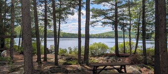 Private waterfront cabin with 4 acres on Egg Pond - Lincoln
