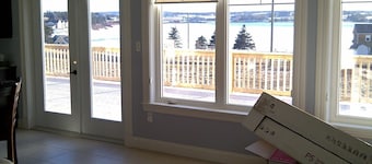 New London Bay Cottage