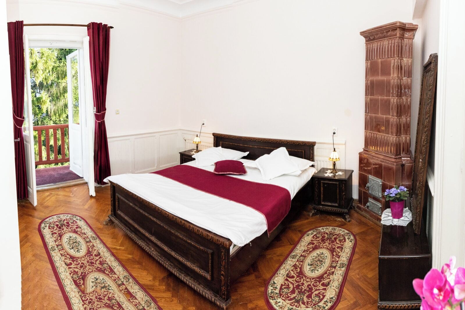 Ropa de cama de alta calidad, wifi gratis y ropa de cama 