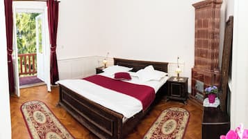 Quarto casal básico | Roupas de cama premium, Wi-Fi de cortesia, roupa de cama